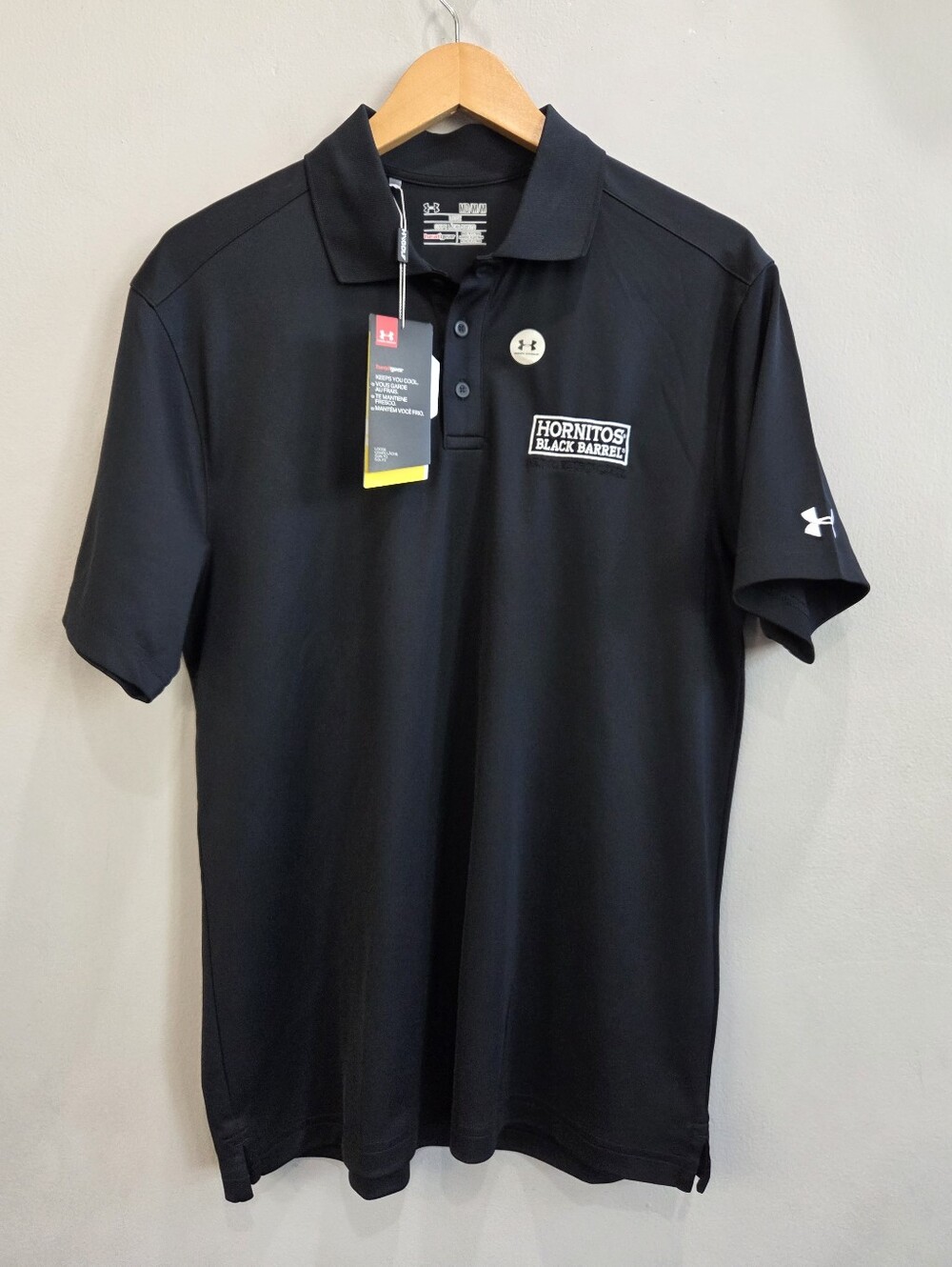 Under Armour Performance Golf Polo Shirt Hornitos Black Barrel Men's Size Medium